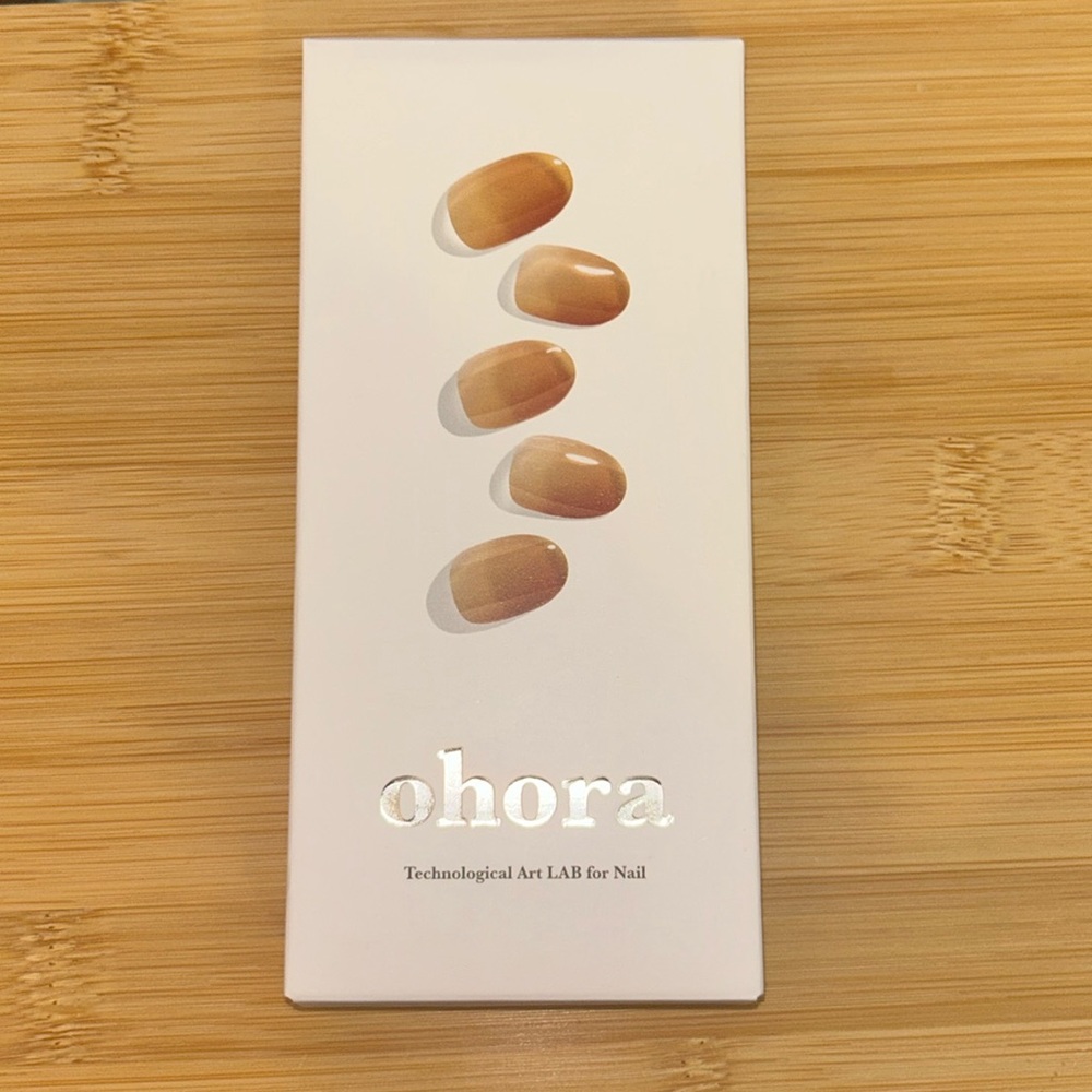Ohora semicured gel nails. Color: Carmel glaze